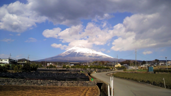 2011/3/4　12時頃の富士山