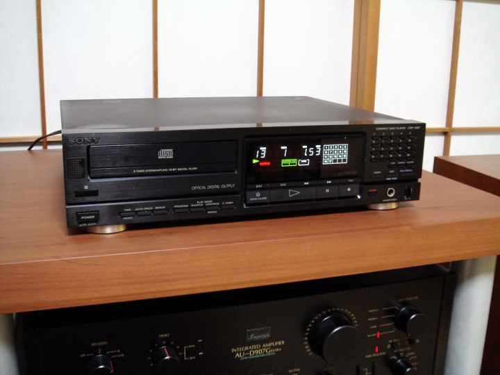 SONY CDP-M97 (LBT-V825)