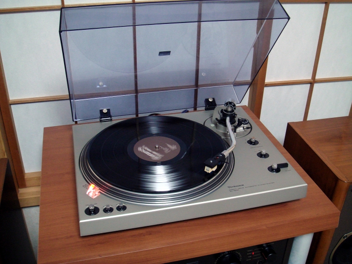 Technics SL-1600