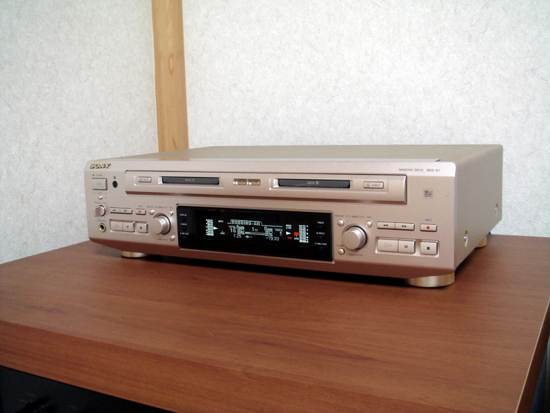 SONY MDS-W1
