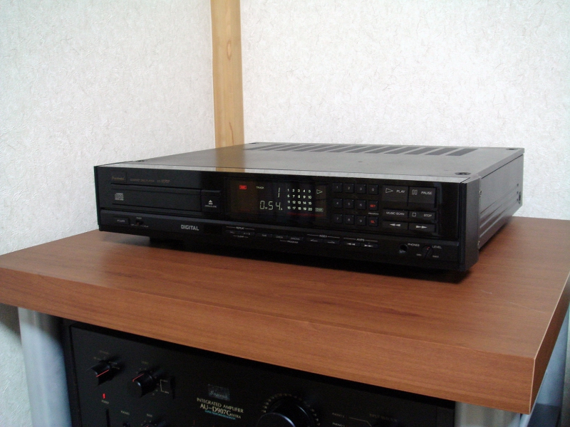 SANSUI CD-α707