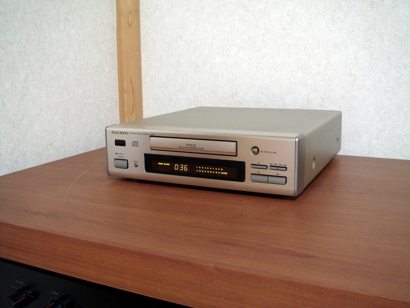 ONKYO C-722M